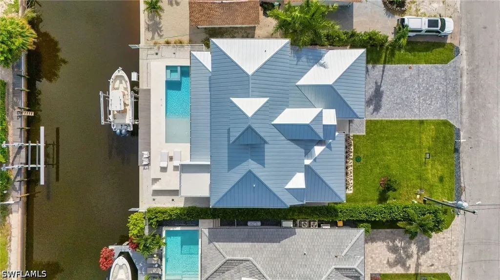 2778 Shoreview Drive Naples FL 34112