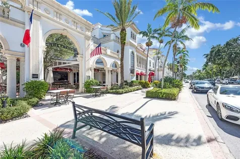 2778 Shoreview Drive Naples FL 34112