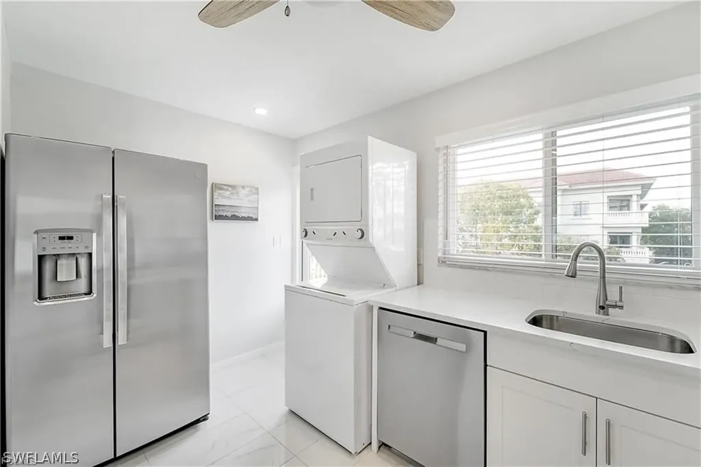 1100 8th Avenue S Naples FL 34102