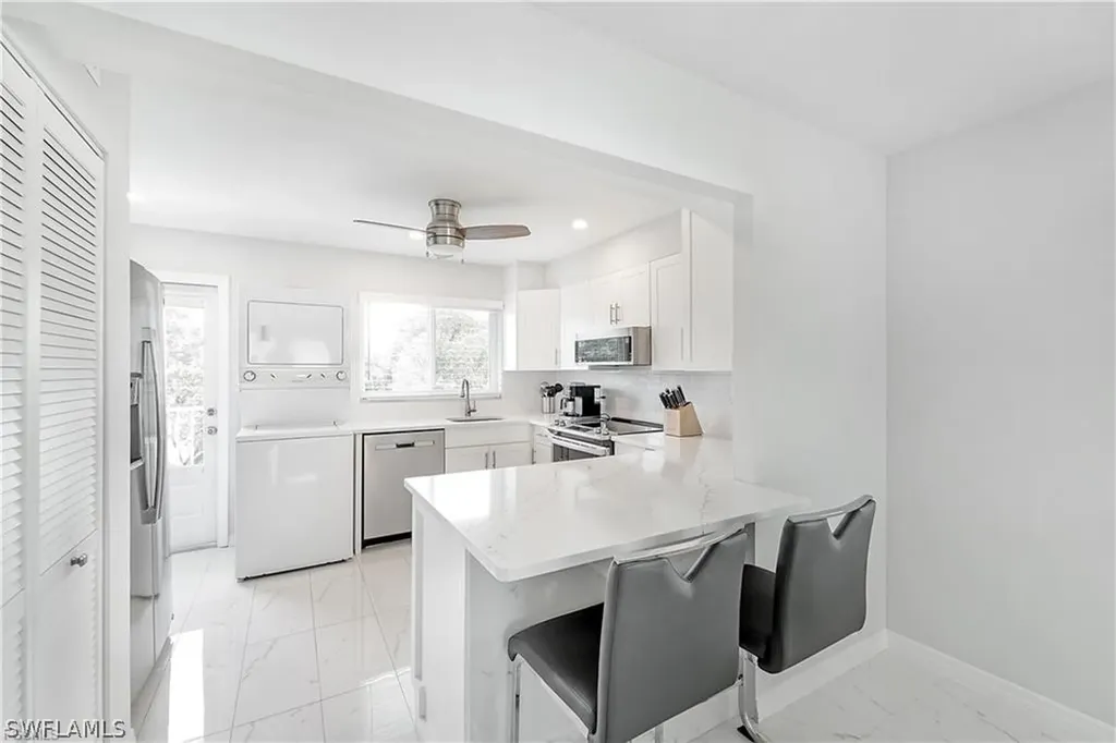 1100 8th Avenue S Naples FL 34102