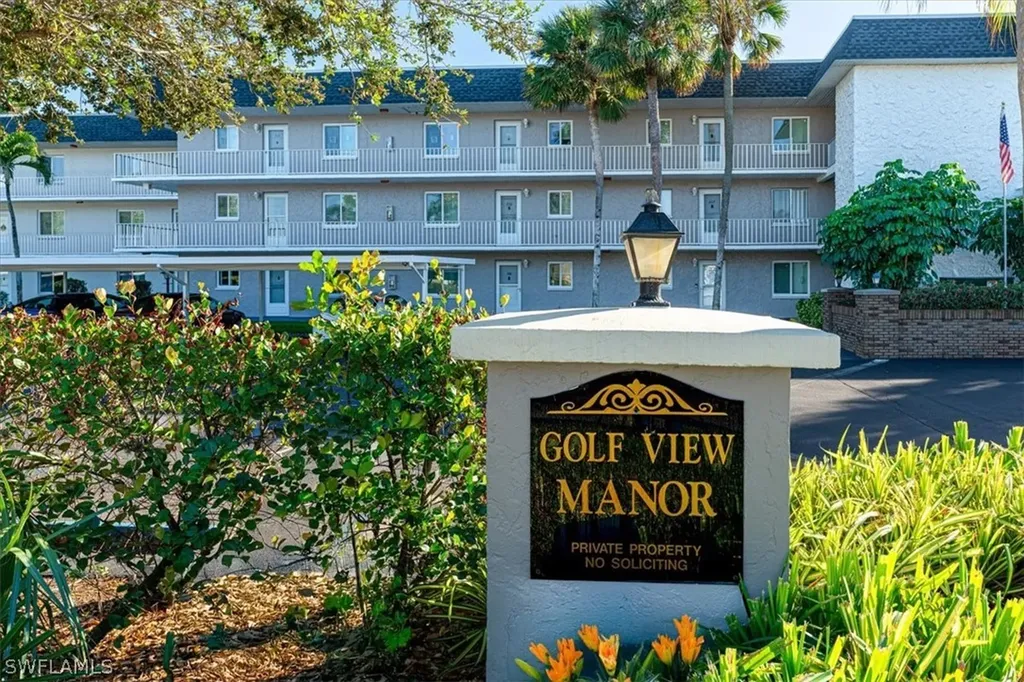 5515 Rattlesnake Hamm Road Naples FL 34113