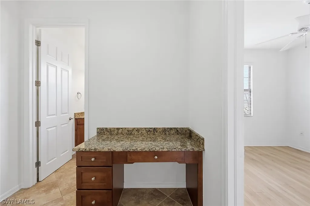 9037 Alturas Street Naples FL 34113