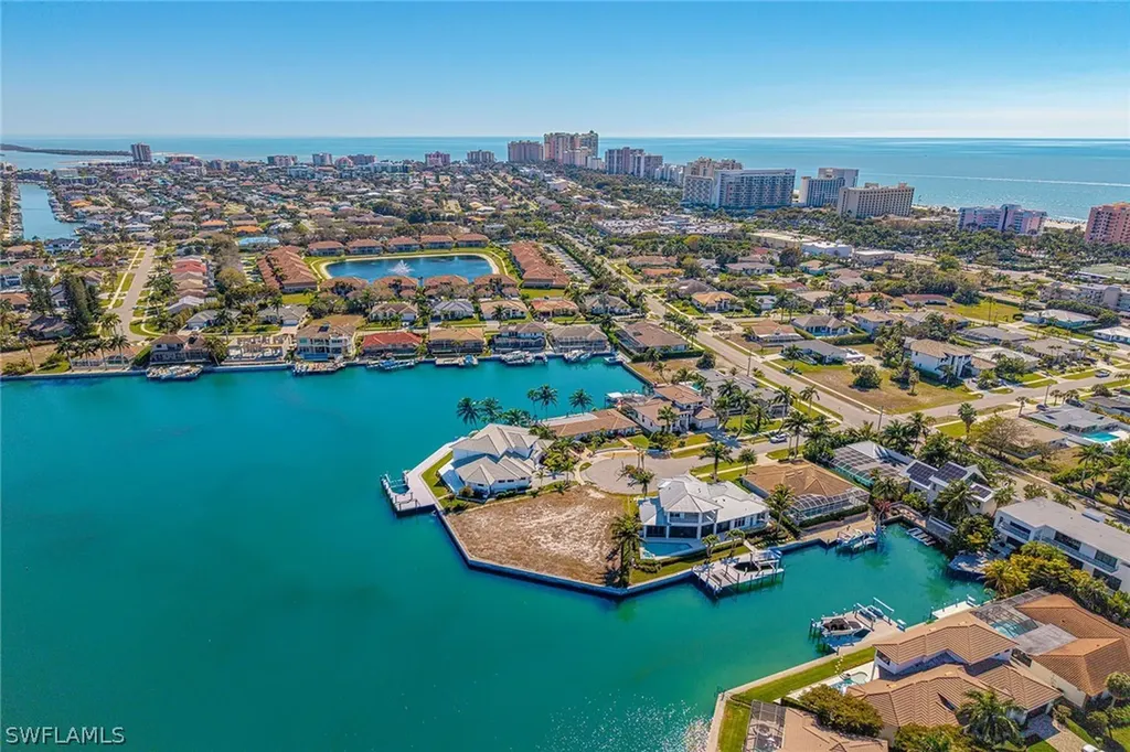 996 Spruce Court Marco Island FL 34145