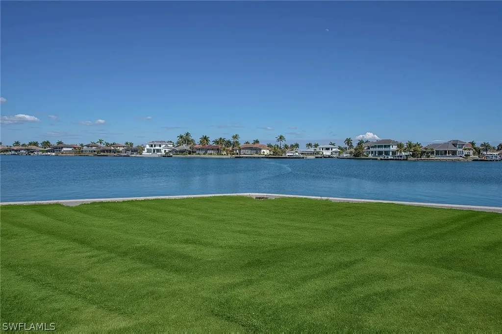 996 Spruce Court Marco Island FL 34145