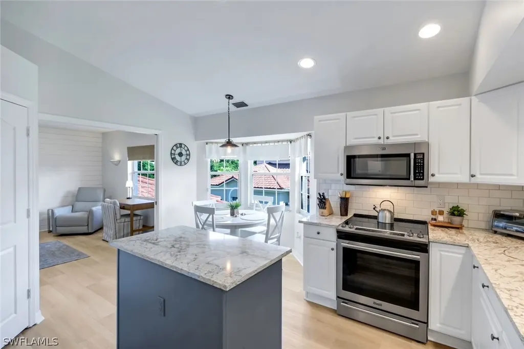 6125 Reserve Circle Naples FL 34119