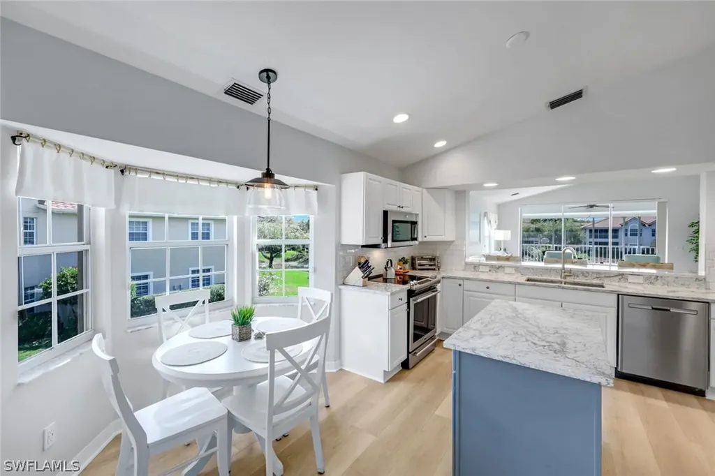 6125 Reserve Circle Naples FL 34119