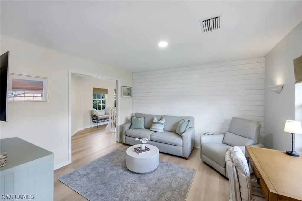 6125 Reserve Circle Naples FL 34119