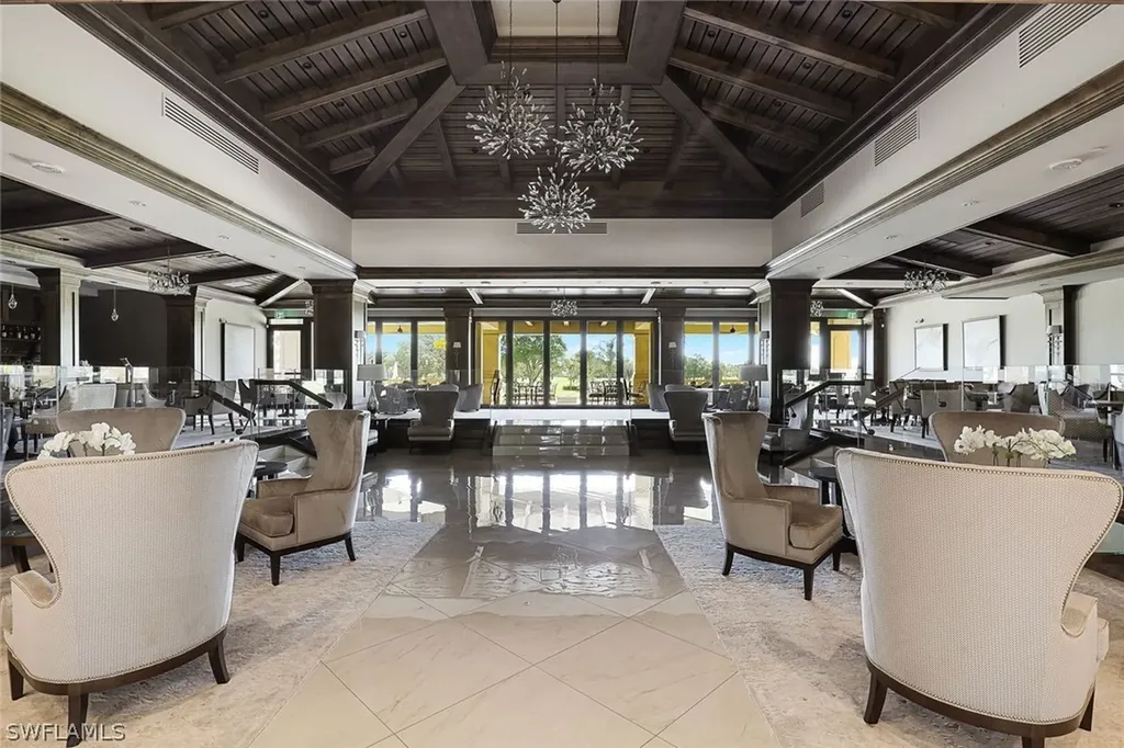 6125 Reserve Circle Naples FL 34119