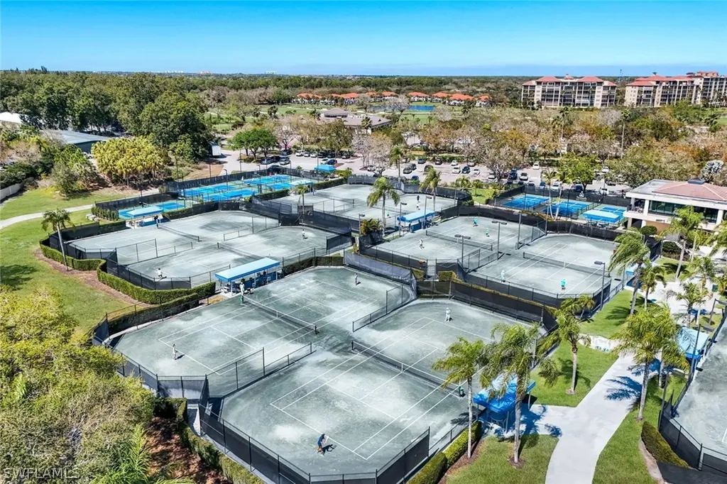 6125 Reserve Circle Naples FL 34119