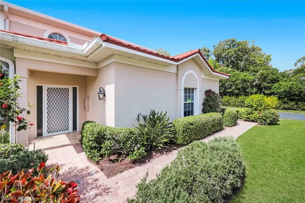 6125 Reserve Circle Naples FL 34119