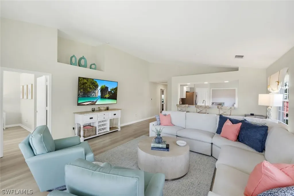 6125 Reserve Circle Naples FL 34119