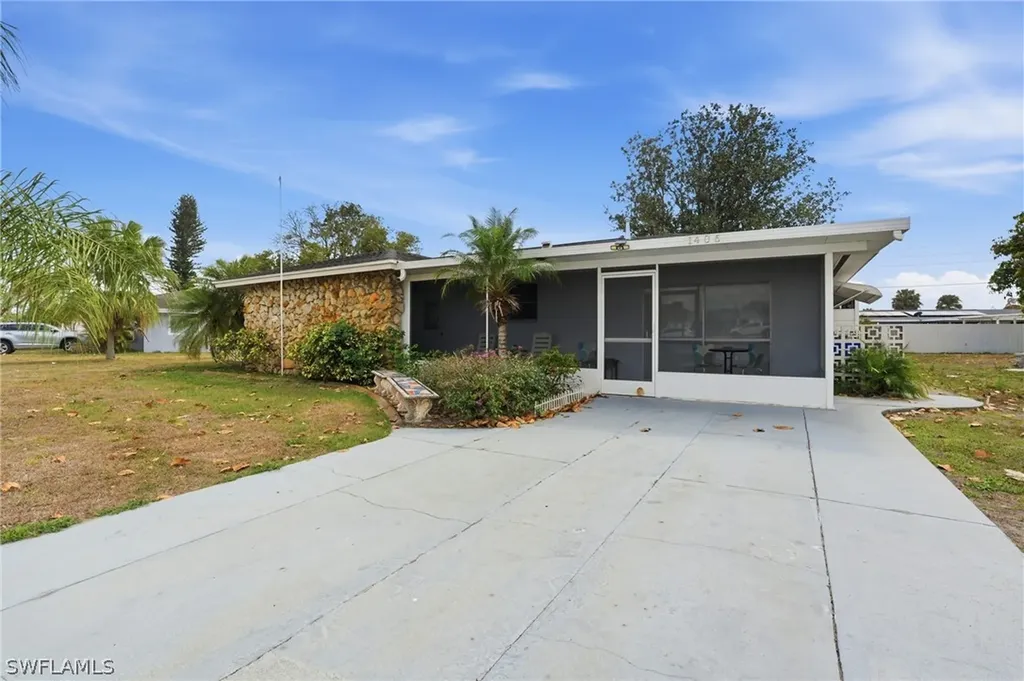 1406 Grandale Street Lehigh Acres FL 33936
