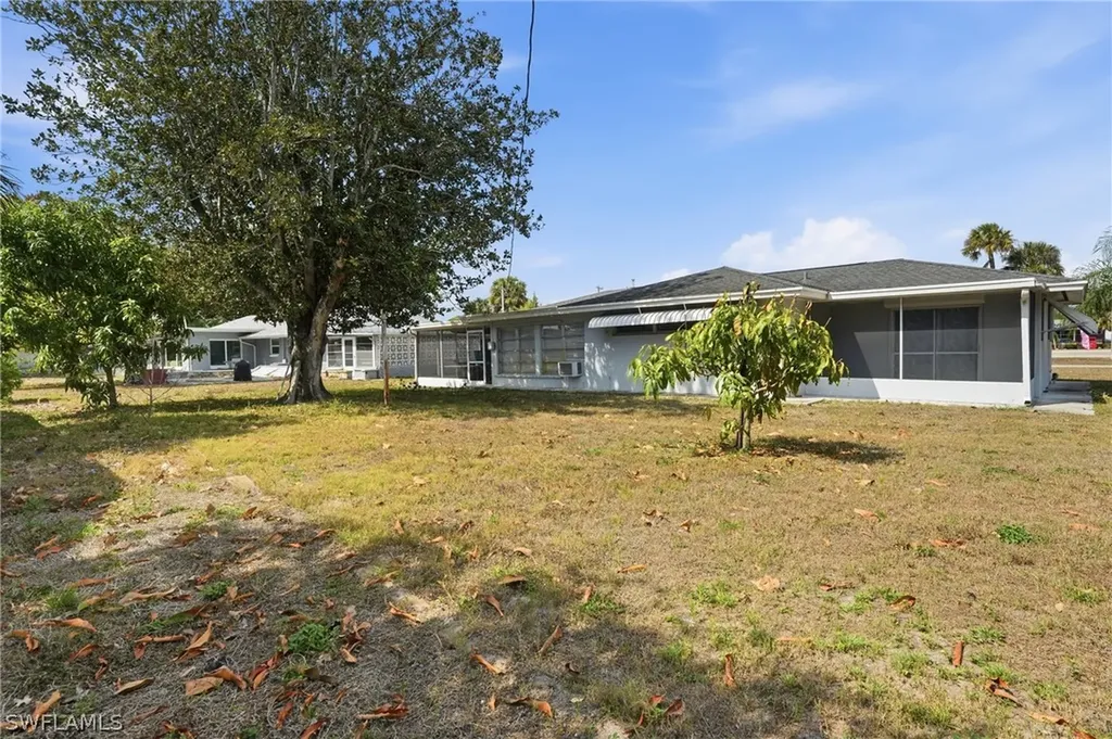 1406 Grandale Street Lehigh Acres FL 33936