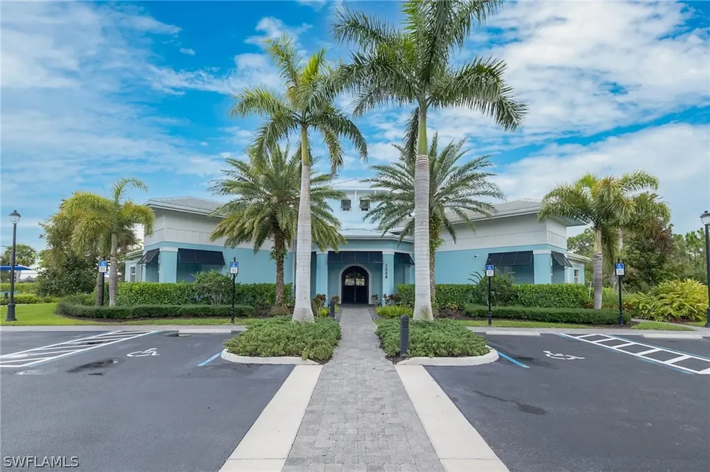 3289 Baravaldo Circle Cape Coral FL 33909