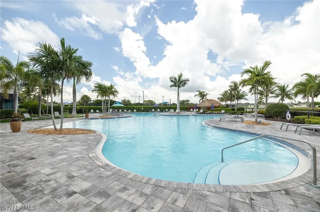 3289 Baravaldo Circle Cape Coral FL 33909