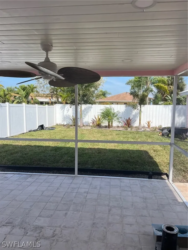 673 107th Avenue N Naples FL 34108
