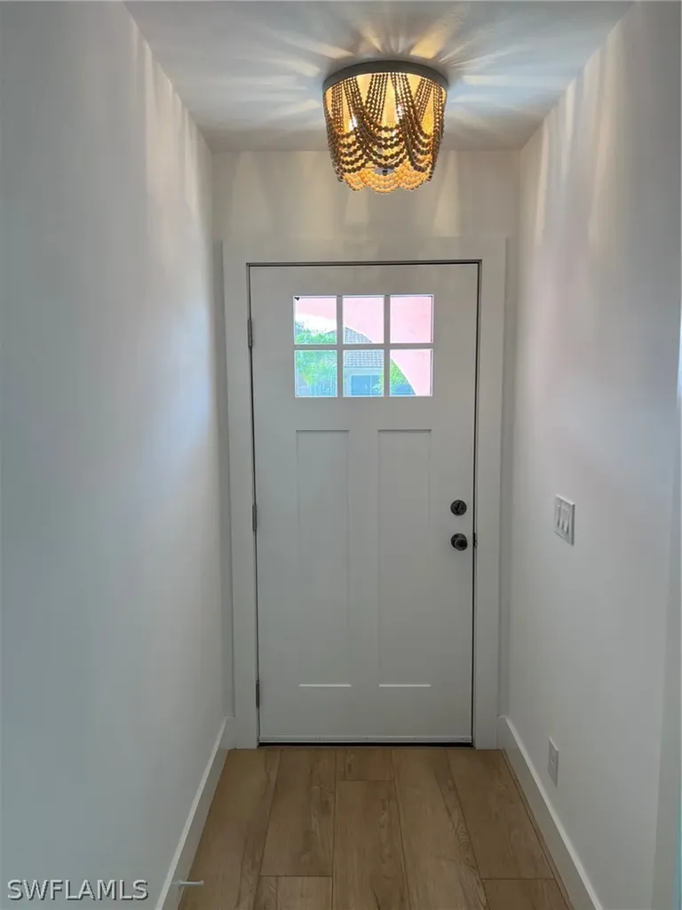 673 107th Avenue N Naples FL 34108