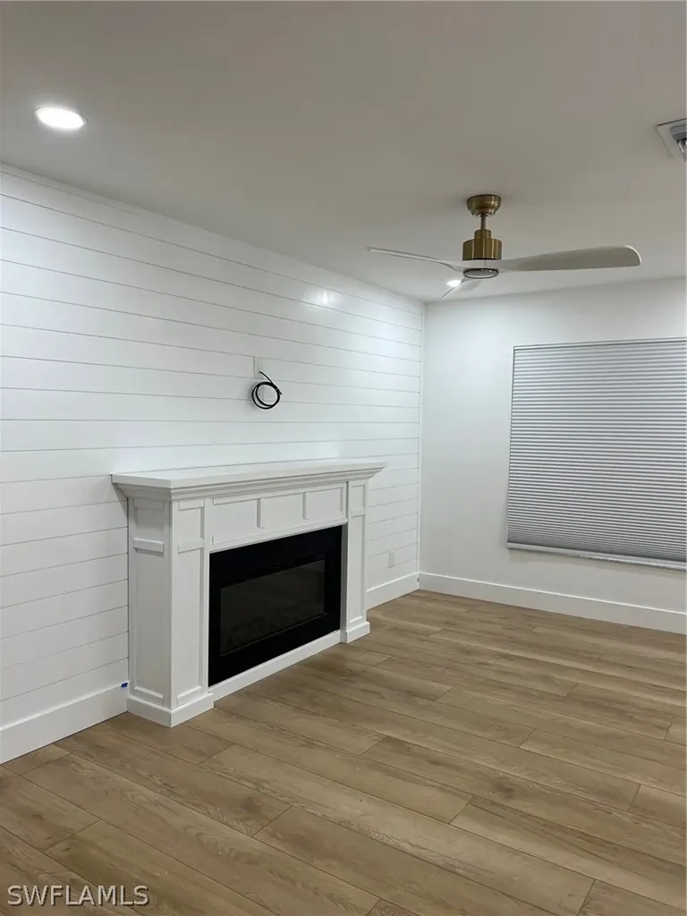 673 107th Avenue N Naples FL 34108