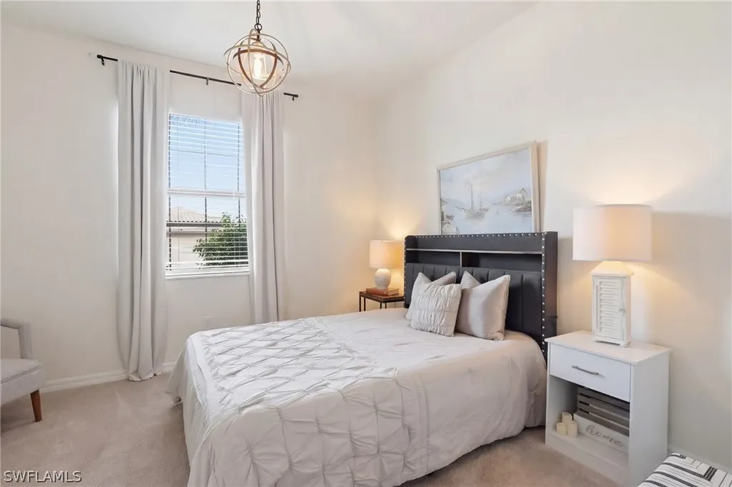 9431 Foxglove Lane Naples FL 34120