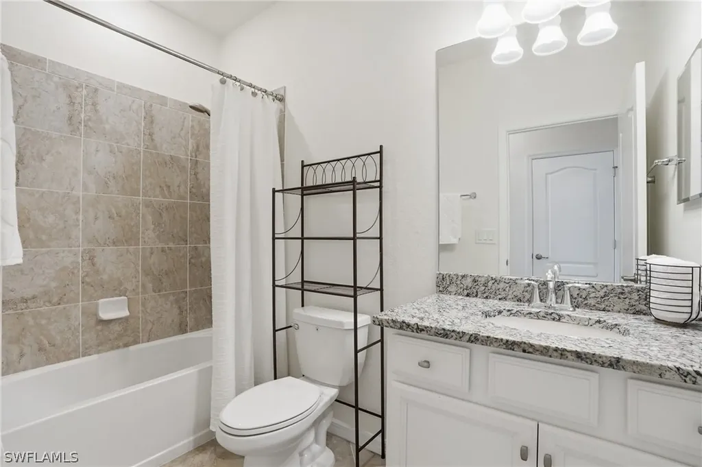 9431 Foxglove Lane Naples FL 34120