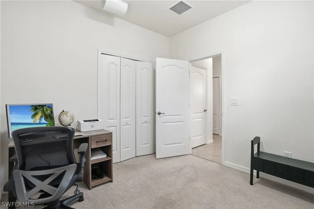 9431 Foxglove Lane Naples FL 34120