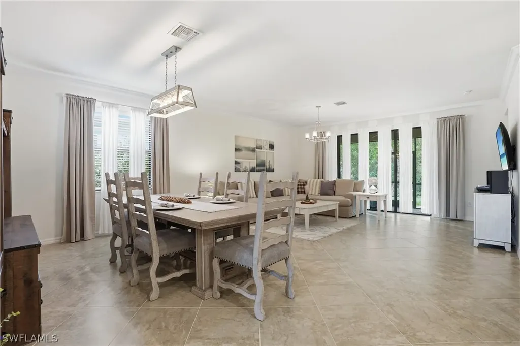 9431 Foxglove Lane Naples FL 34120