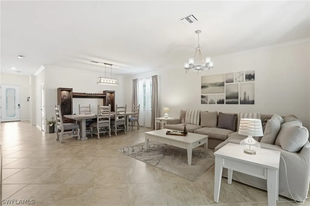 9431 Foxglove Lane Naples FL 34120