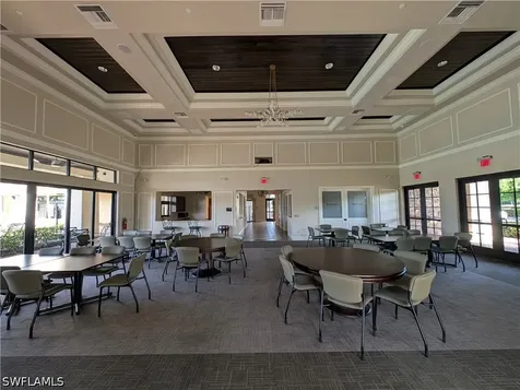 9431 Foxglove Lane Naples FL 34120