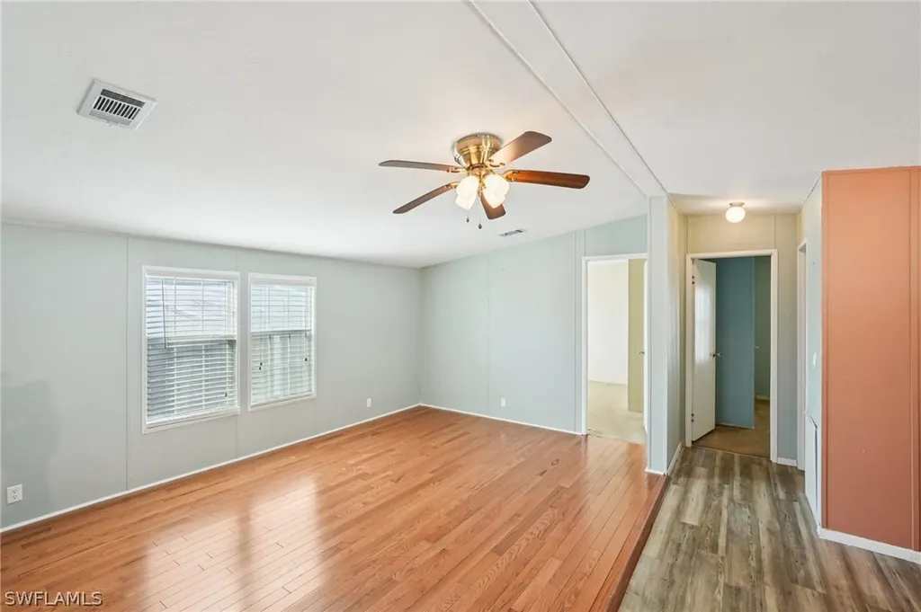 121 Kim Drive Naples FL 34104