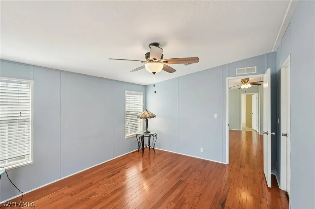 121 Kim Drive Naples FL 34104