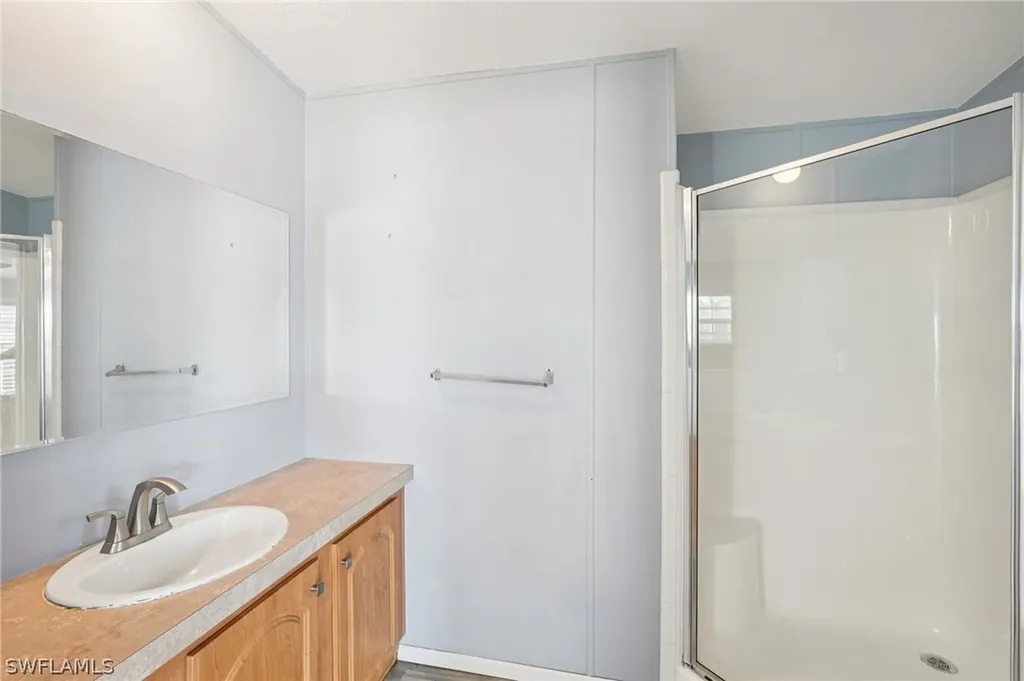 121 Kim Drive Naples FL 34104