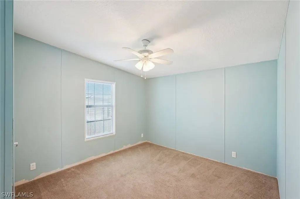 121 Kim Drive Naples FL 34104