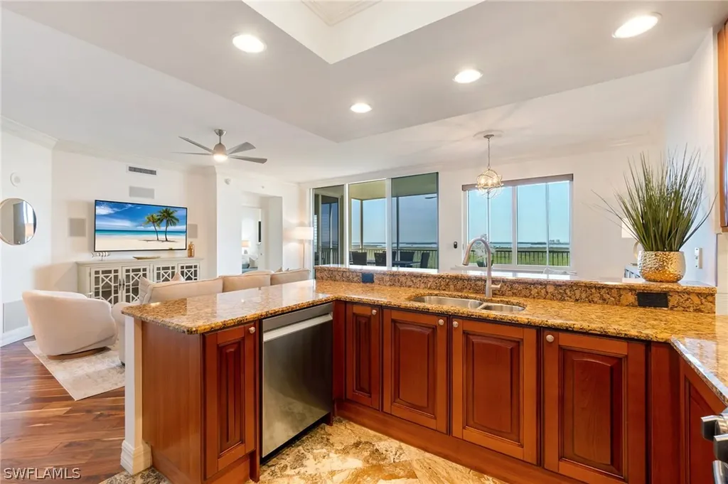 Estero FL, 4761 West Bay Boulevard, Unit 1105