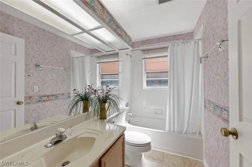 217 Marseille Drive Naples FL 34112