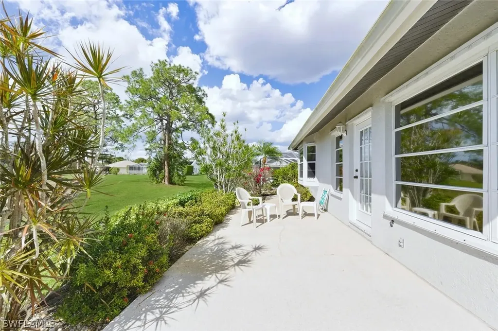 217 Marseille Drive Naples FL 34112