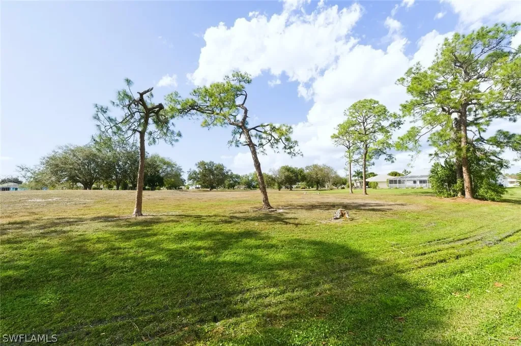 217 Marseille Drive Naples FL 34112