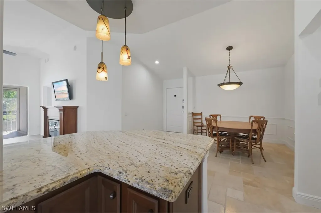 9844 Luna Circle Naples FL 34109