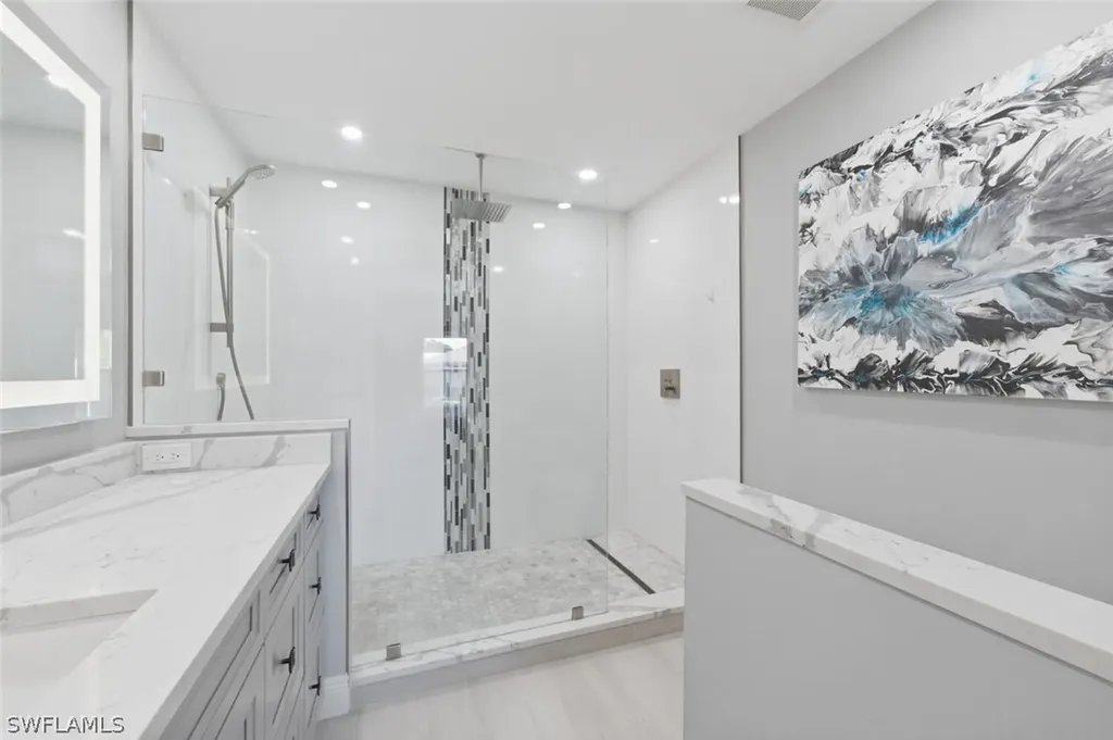 9844 Luna Circle Naples FL 34109