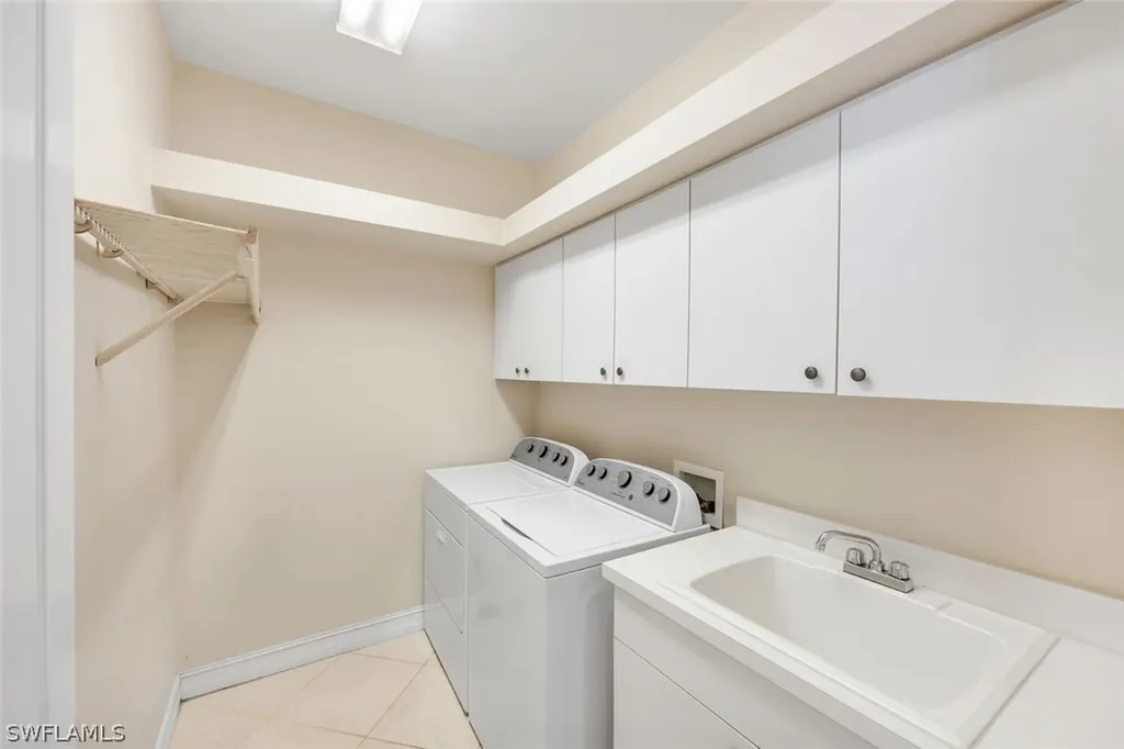 3899 Midshore Drive Naples FL 34109