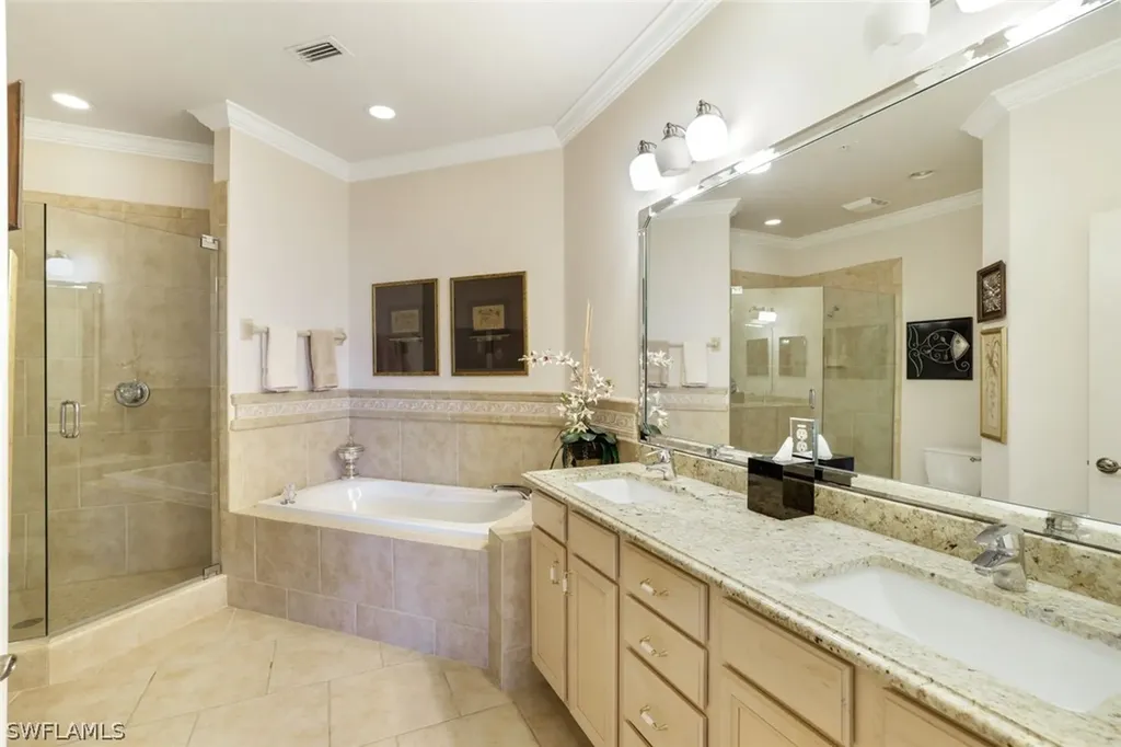 8575 Danbury Boulevard Naples FL 34120