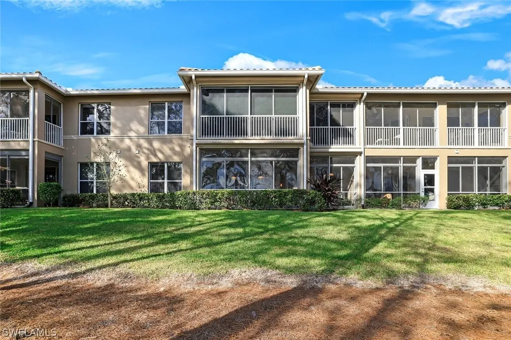 8575 Danbury Boulevard Naples FL 34120