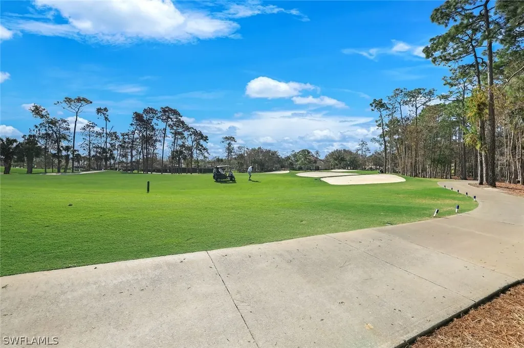 8575 Danbury Boulevard Naples FL 34120