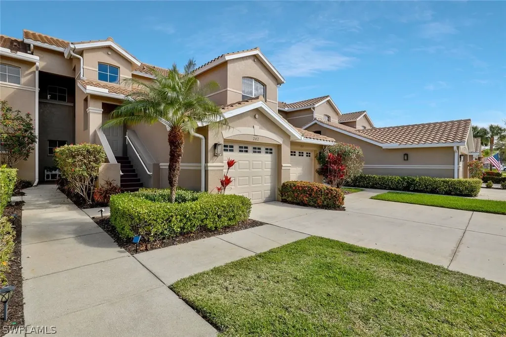 8457 Radcliffe Terrace Naples FL 34120