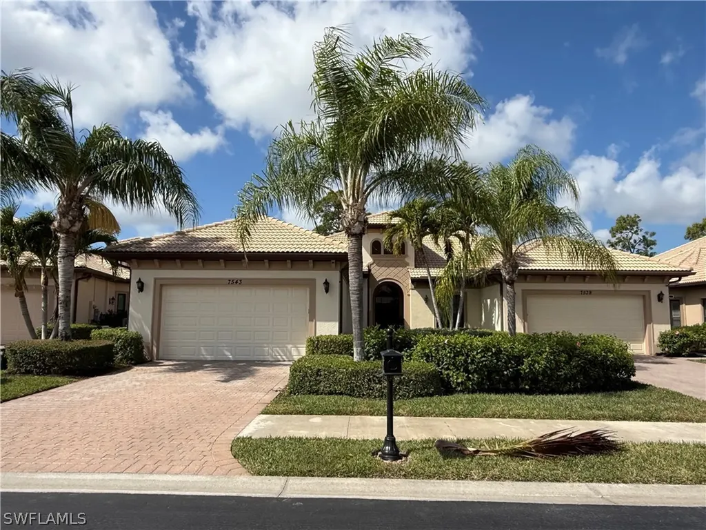 7543 Moorgate Point Way Naples FL 34113