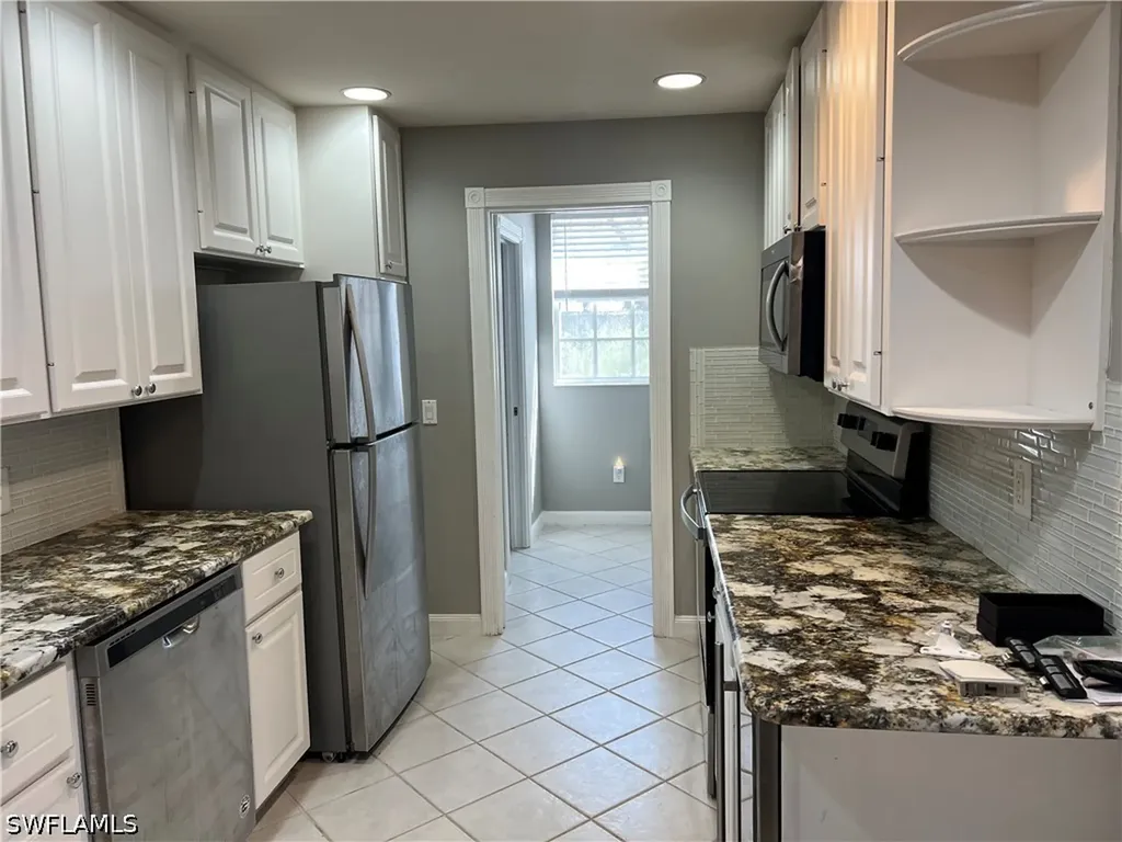 5365 Cove Circle Naples FL 34119