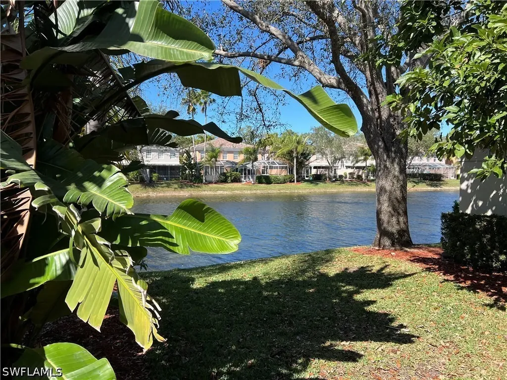 5365 Cove Circle Naples FL 34119