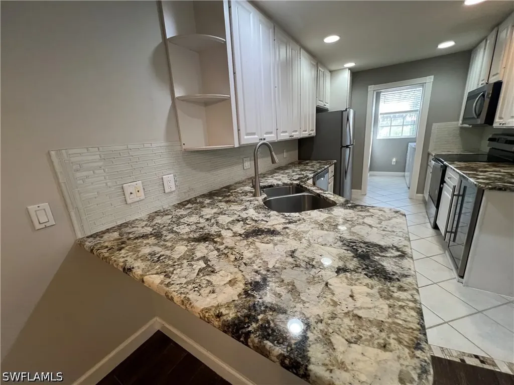 5365 Cove Circle Naples FL 34119