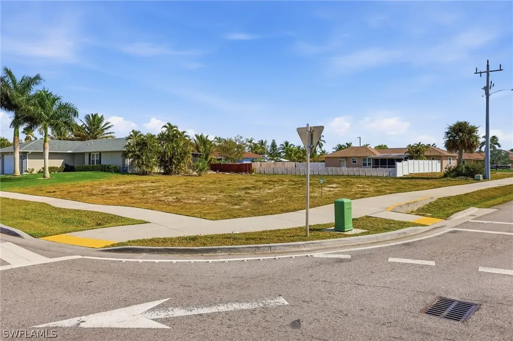 1201 6th Avenue Marco Island FL 34145