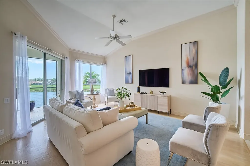 3211 Lancaster Drive Naples FL 34105