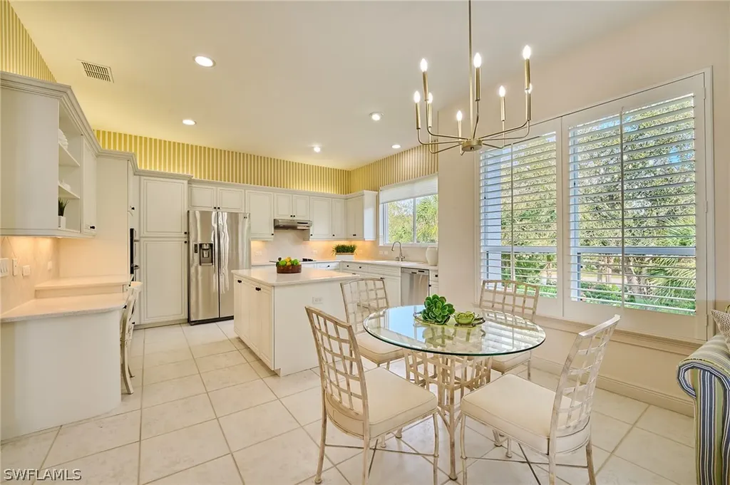 3211 Lancaster Drive Naples FL 34105